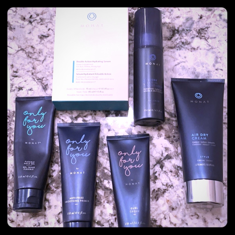 Monat Products